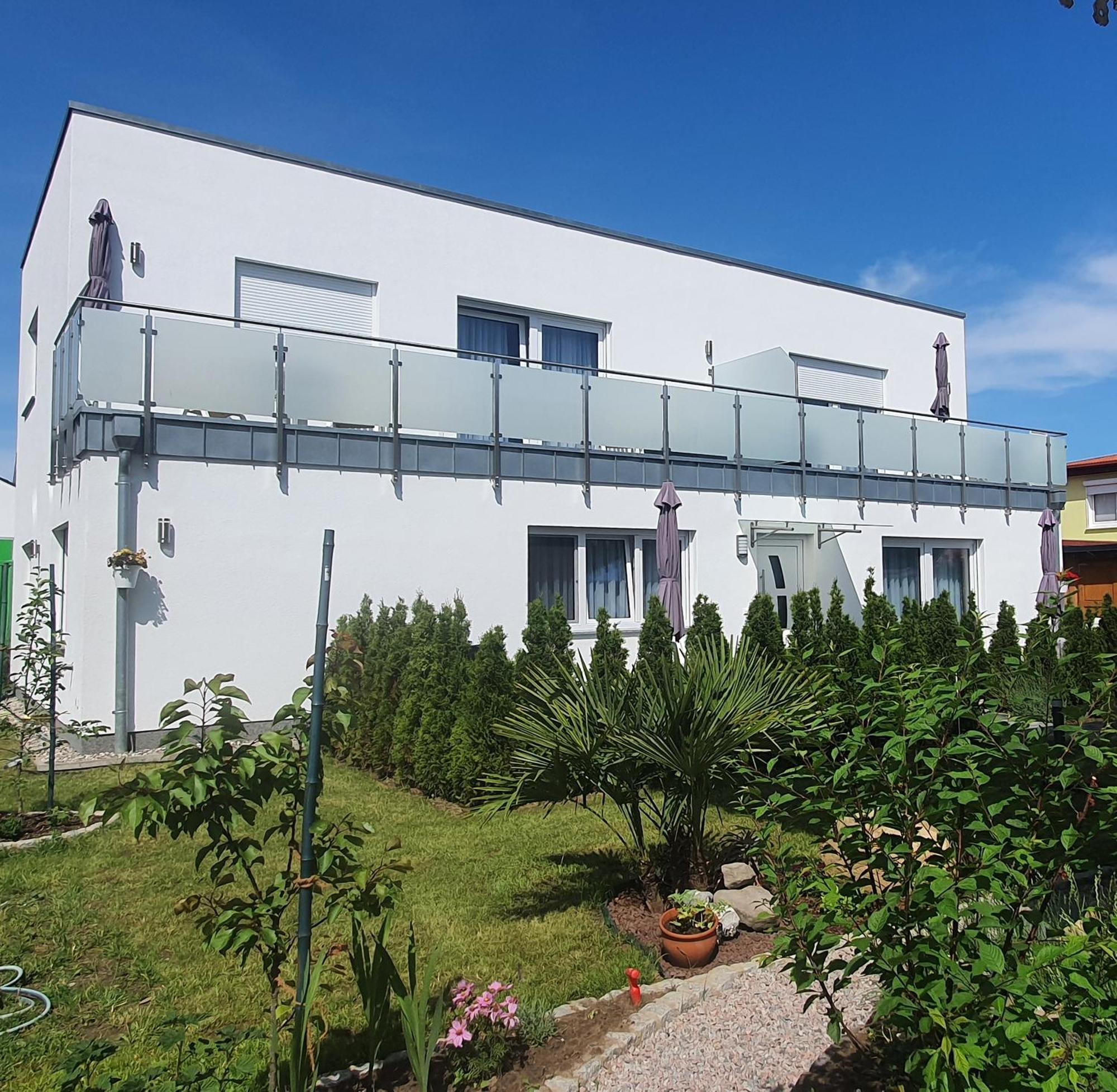 Ferienwohnungen "Godewind", Appartements Mit Balkon Oder Terrasse Цинновиц Экстерьер фото